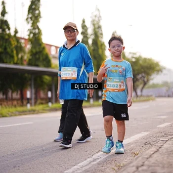 Runner Photo 8378379