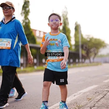 Runner Photo 8378381