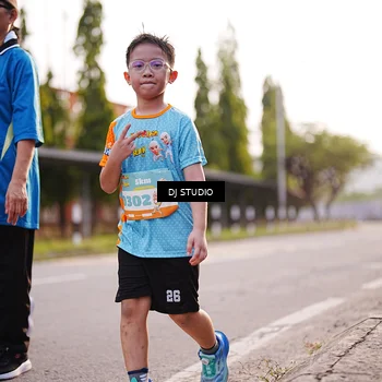 Runner Photo 8378391