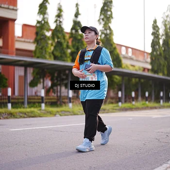 Runner Photo 8378393