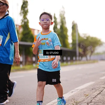 Runner Photo 8378398