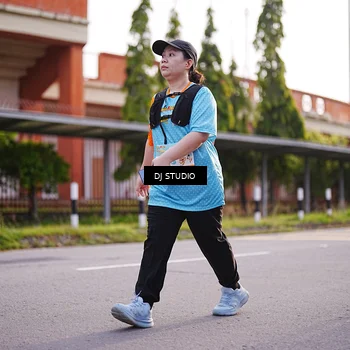 Runner Photo 8378400