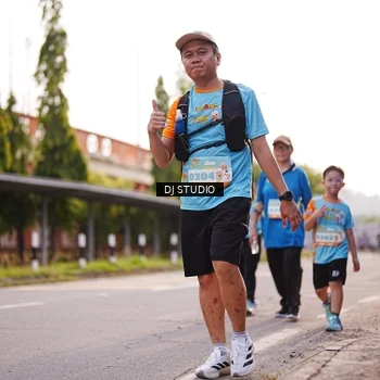 Runner Photo 8378403