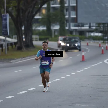 Runner Photo 8378416