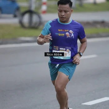 Runner Photo 8378418