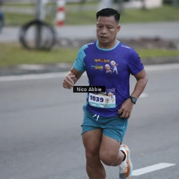 Runner Photo 8378425