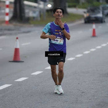 Runner Photo 8378428