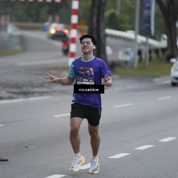 Runner Photo 8378431