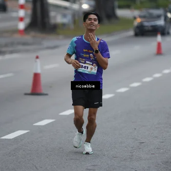 Runner Photo 8378433