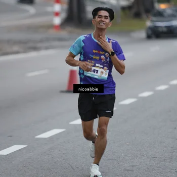 Runner Photo 8378438