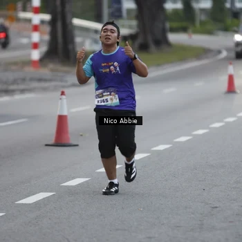 Runner Photo 8378448
