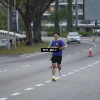 Runner Photo 8378449