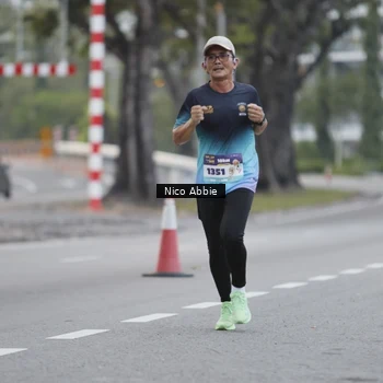 Runner Photo 8378451
