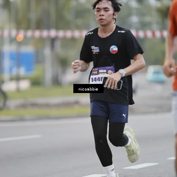 Runner Photo 8378473