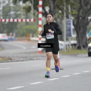 Runner Photo 8378478
