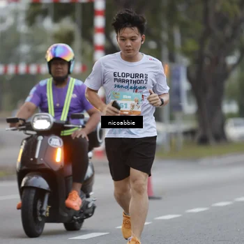 Runner Photo 8378501