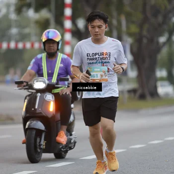 Runner Photo 8378504