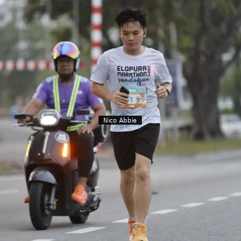 Runner Photo 8378505