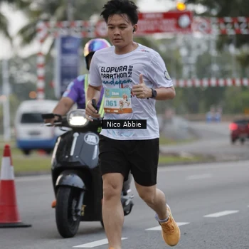 Runner Photo 8378515