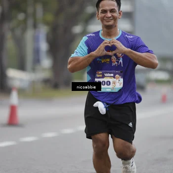 Runner Photo 8378527