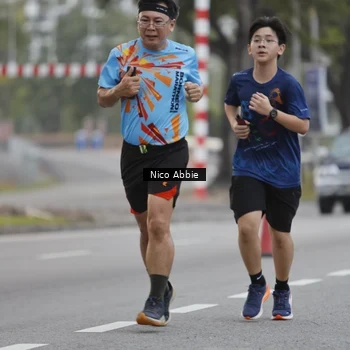 Runner Photo 8378544