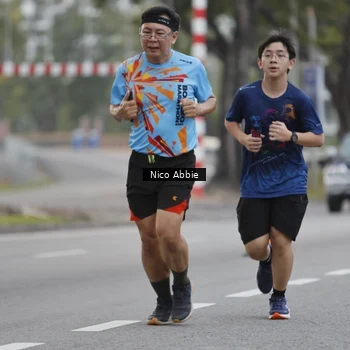 Runner Photo 8378546