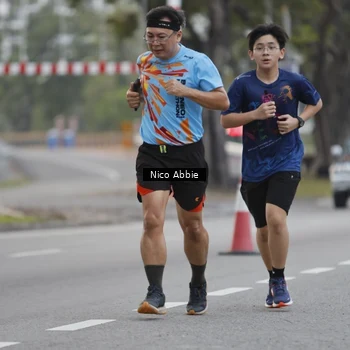 Runner Photo 8378548
