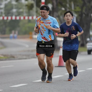 Runner Photo 8378570