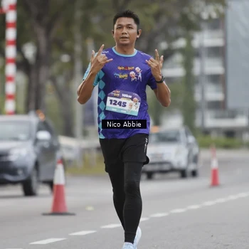 Runner Photo 8378572