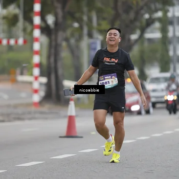 Runner Photo 8378598