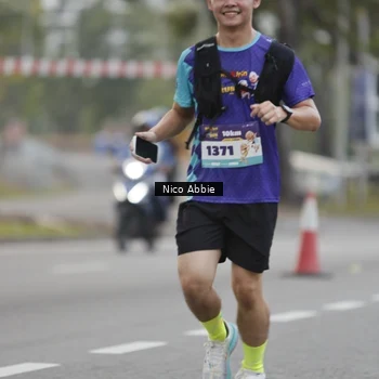Runner Photo 8378628