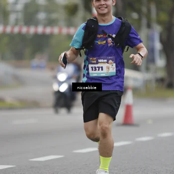 Runner Photo 8378637