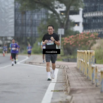 Runner Photo 8378651