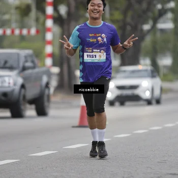 Runner Photo 8378654