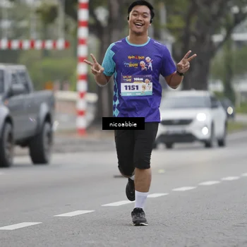 Runner Photo 8378656