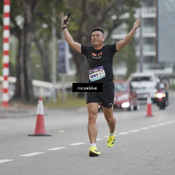 Runner Photo 8378658