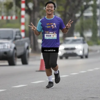Runner Photo 8378664