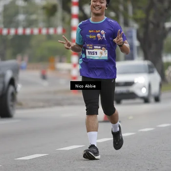 Runner Photo 8378669