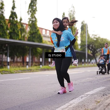 Runner Photo 8378678
