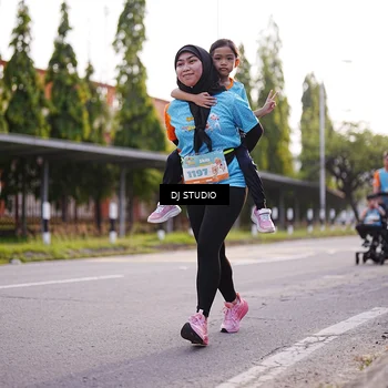 Runner Photo 8378680
