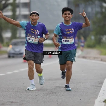 Runner Photo 8378683