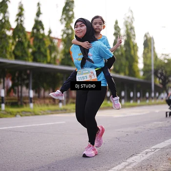 Runner Photo 8378691