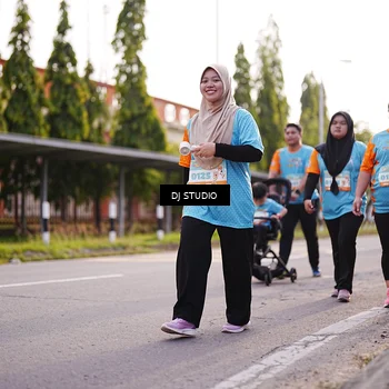 Runner Photo 8378695