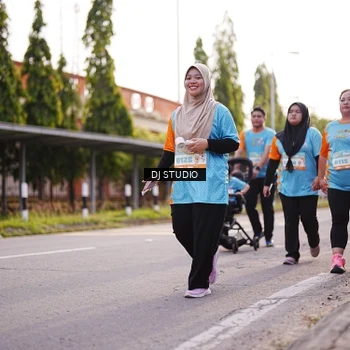 Runner Photo 8378702