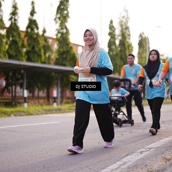 Runner Photo 8378714