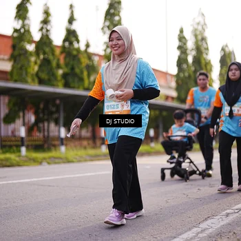 Runner Photo 8378715