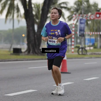 Runner Photo 8378723