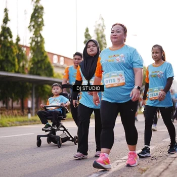 Runner Photo 8378725