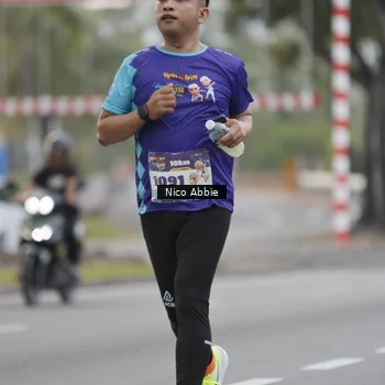 Runner Photo 8378741