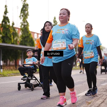 Runner Photo 8378742